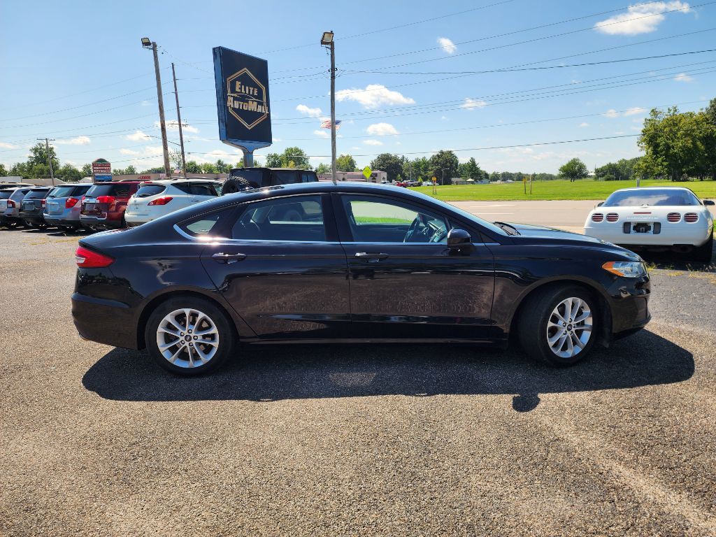 2019 Ford Fusion Image 2