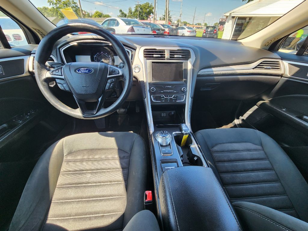 2019 Ford Fusion Image 13