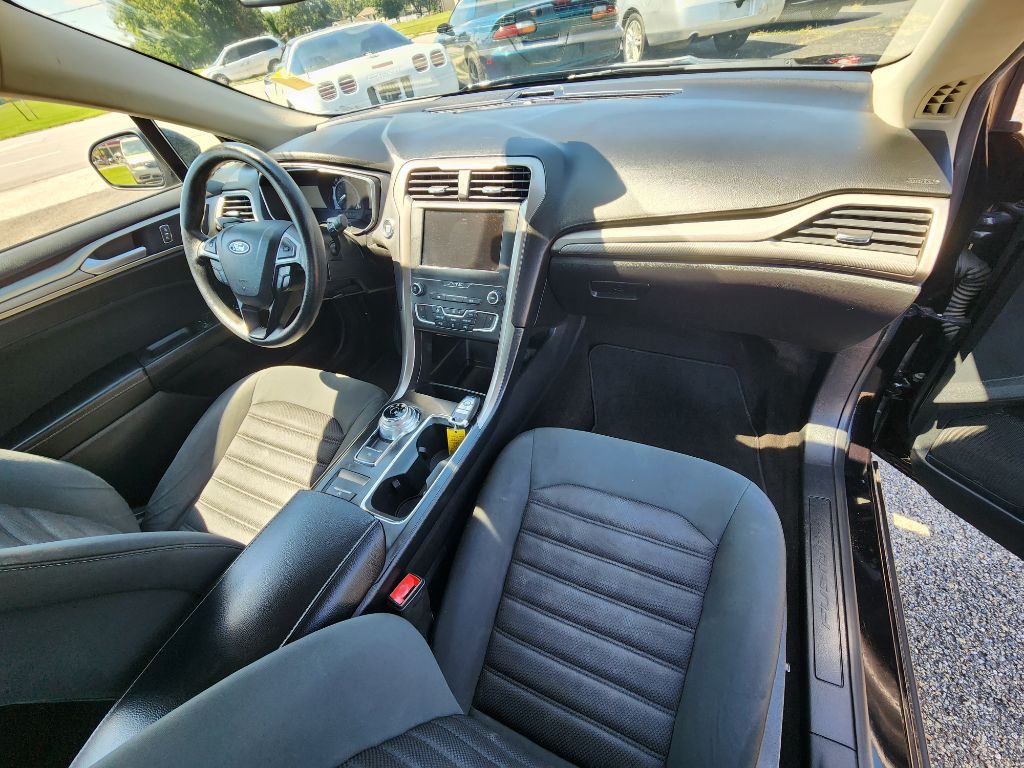 2019 Ford Fusion Image 15