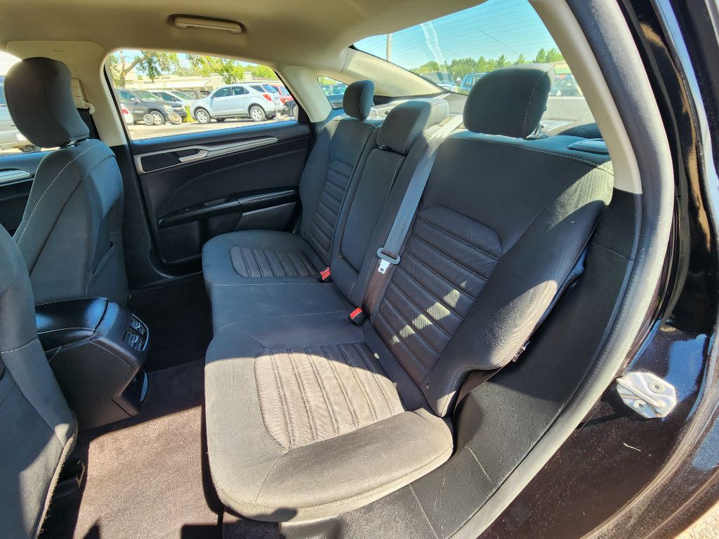 2019 Ford Fusion Image 17