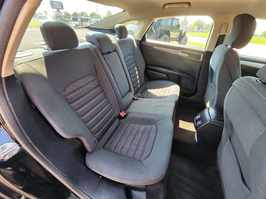 2019 Ford Fusion Image 19