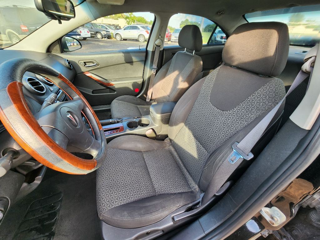 2008 Pontiac G6 Image 13