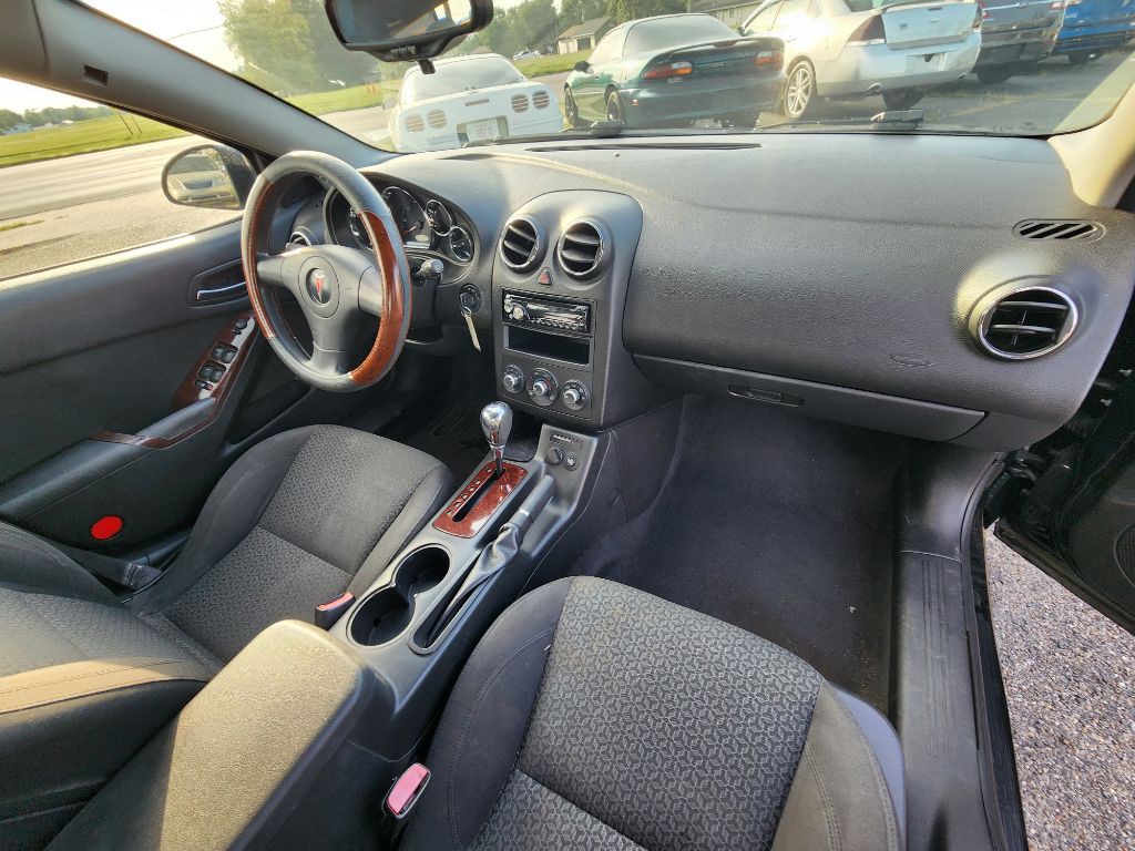 2008 Pontiac G6 Image 15