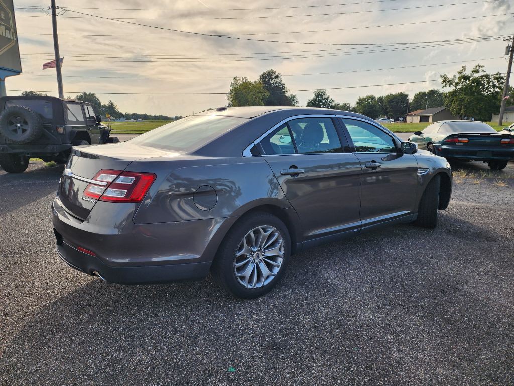 2015 Ford Taurus Image 4
