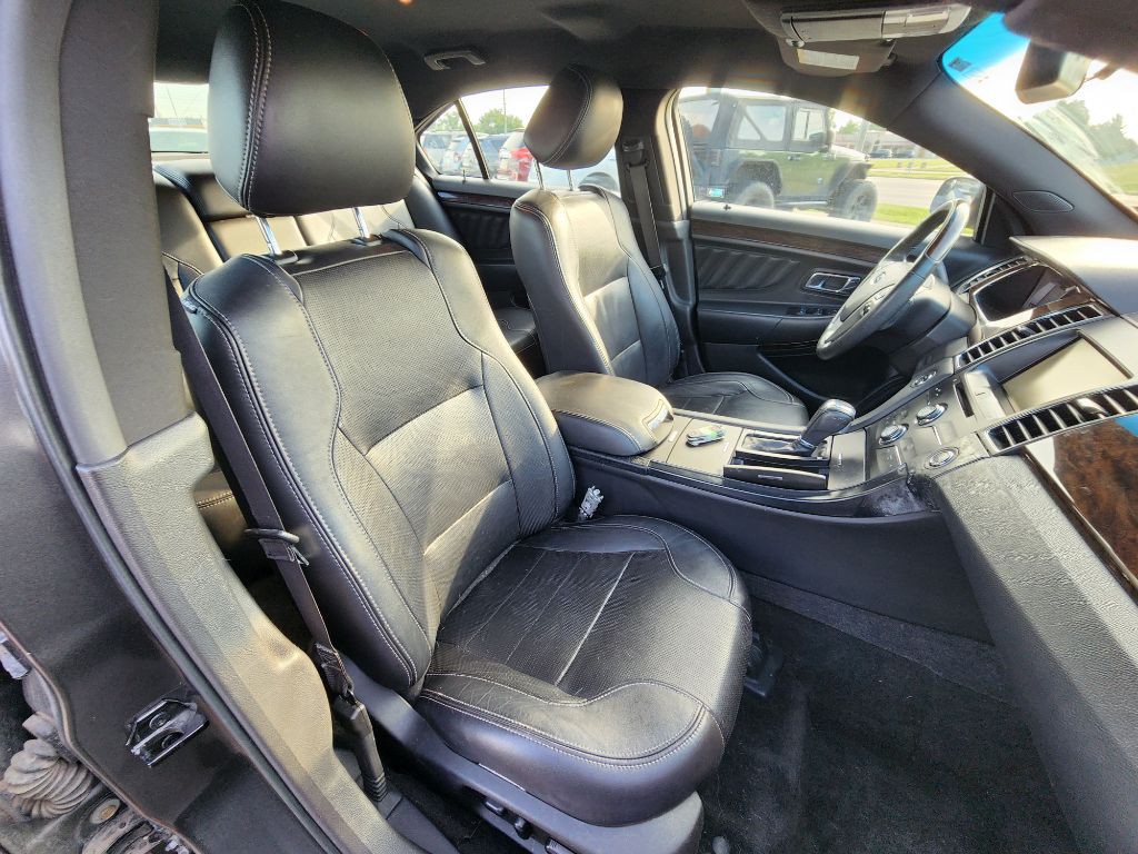 2015 Ford Taurus Image 15