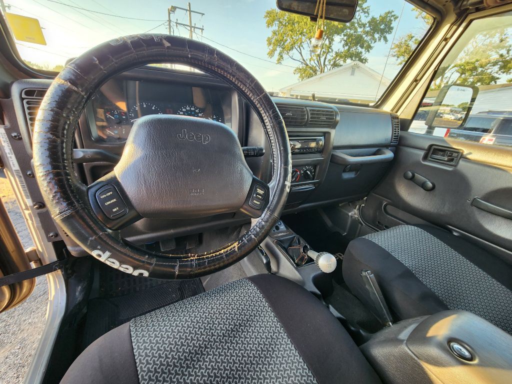 2000 Jeep Wrangler Image 16