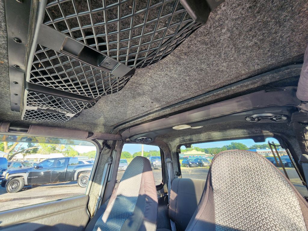 2000 Jeep Wrangler Image 18