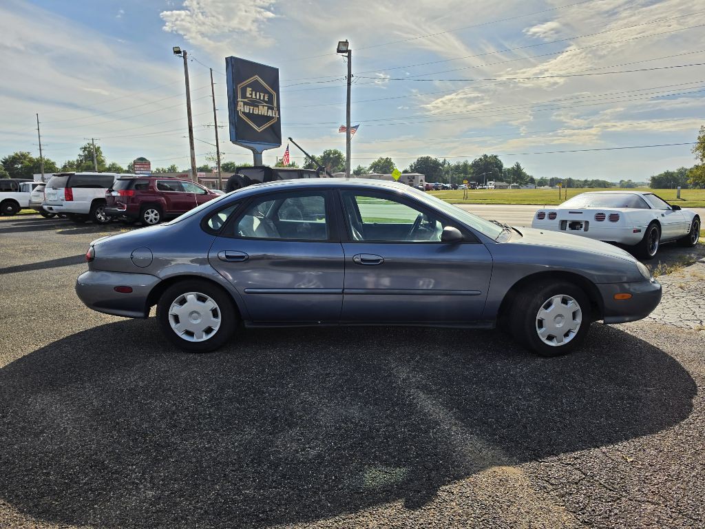 1999 Ford Taurus Image 2