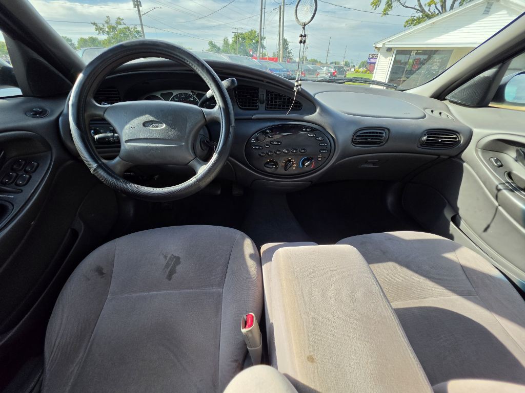 1999 Ford Taurus Image 11
