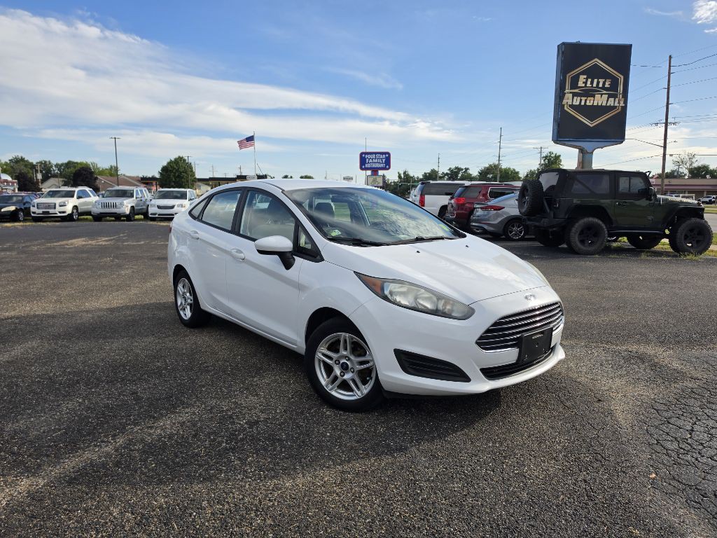 2017 Ford Fiesta Image 1