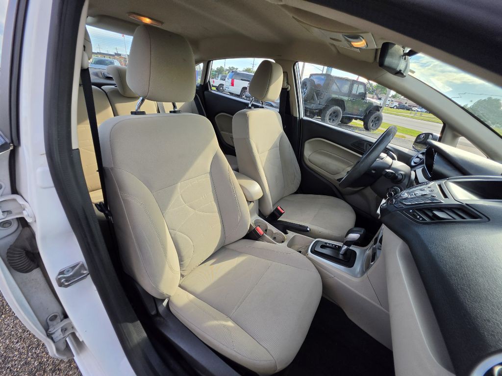 2017 Ford Fiesta Image 13