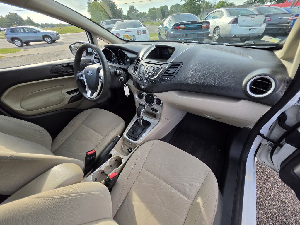 2017 Ford Fiesta Image 14
