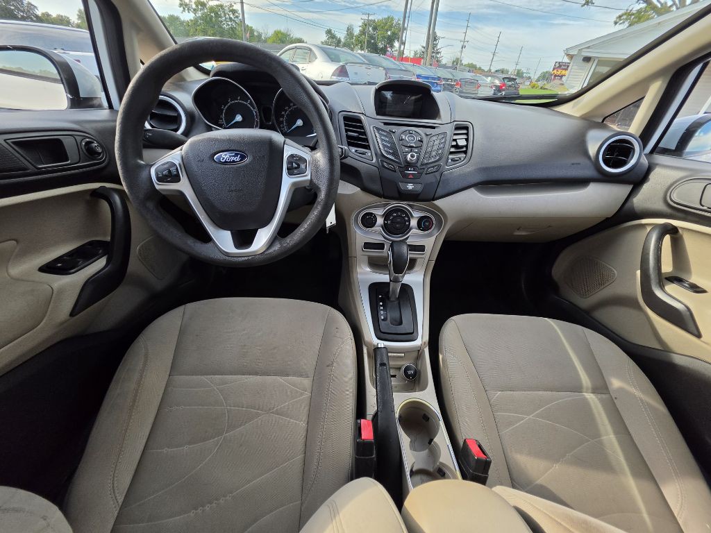 2017 Ford Fiesta Image 17