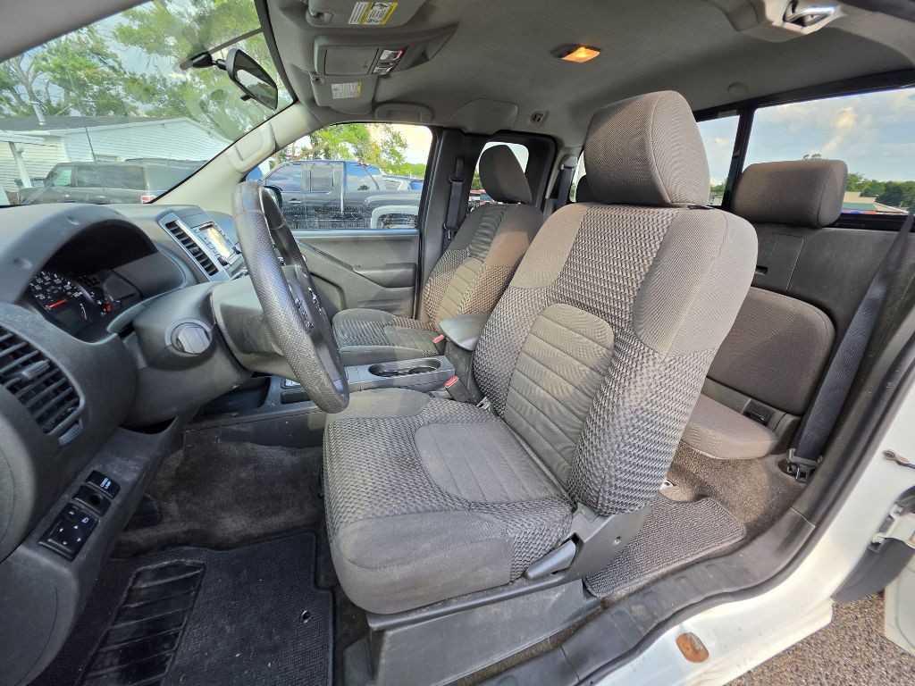 2018 Nissan Frontier Image 14