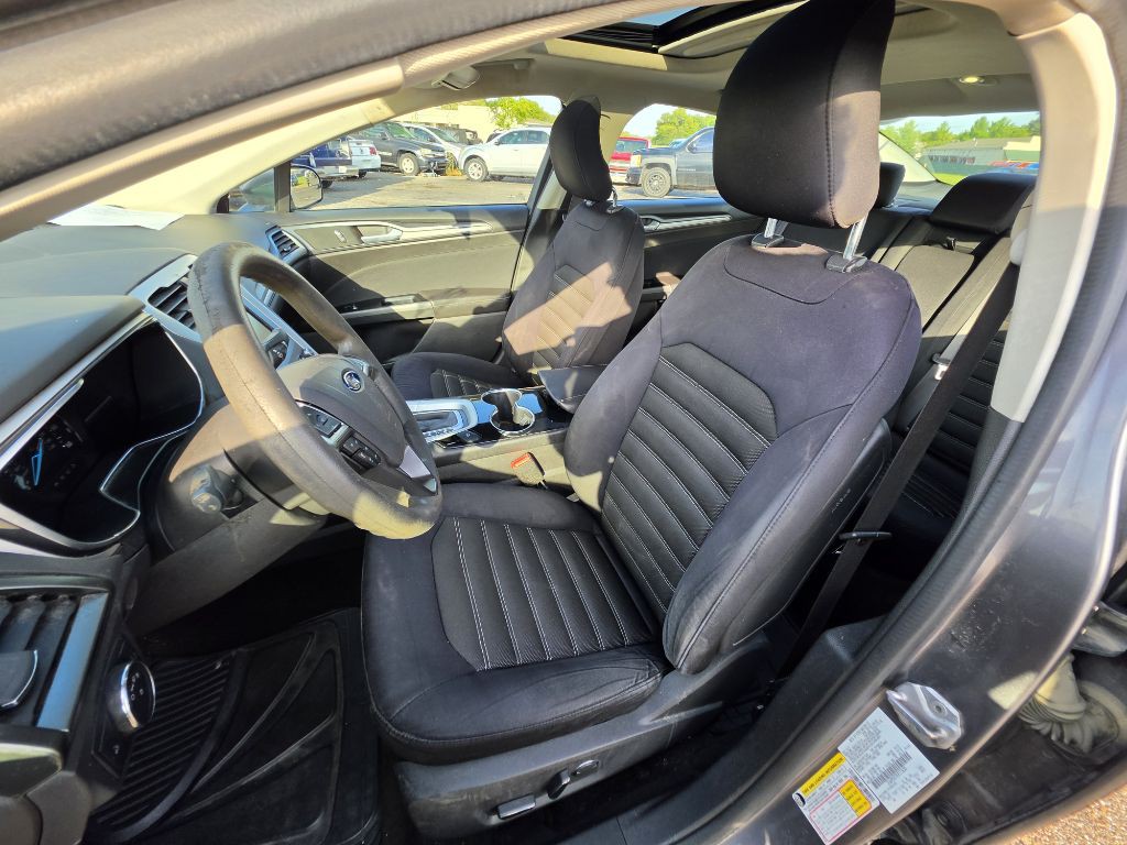 2014 Ford Fusion Image 12