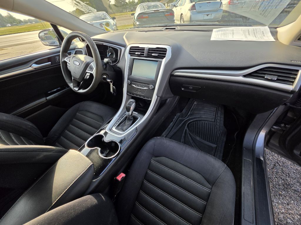 2014 Ford Fusion Image 15