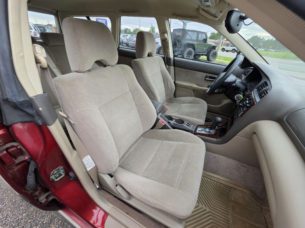 2002 Subaru Legacy Image 17