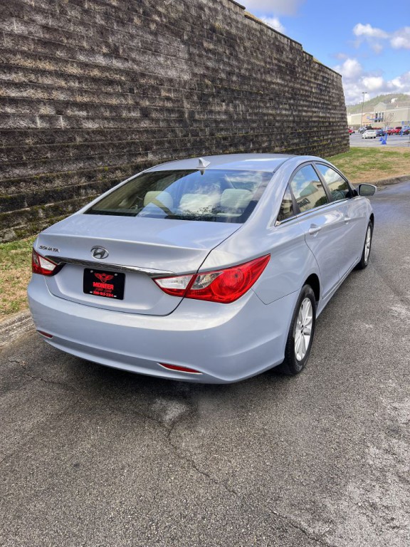 2011 Hyundai Sonata Image 10