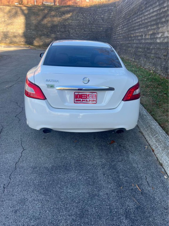 2011 Nissan Maxima Image 7