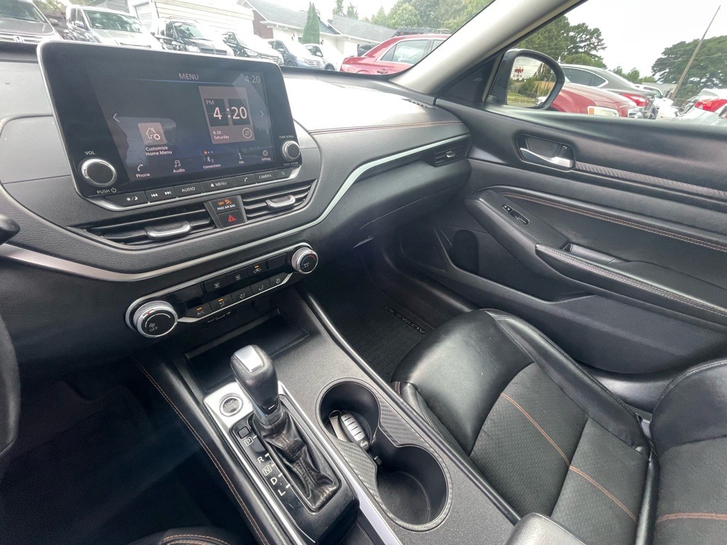 2021 Nissan Altima Image 19