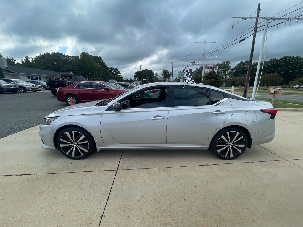 2021 Nissan Altima Image 22