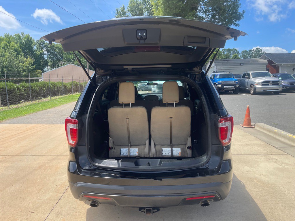 2017 Ford Explorer Image 7