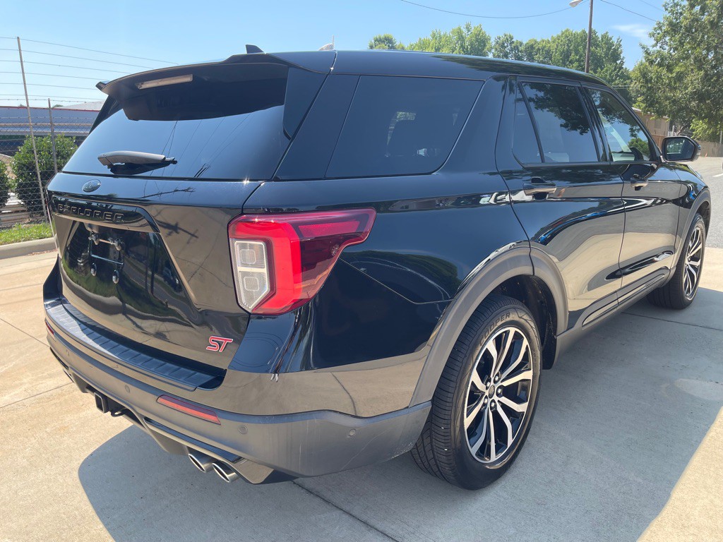 2021 Ford Explorer Image 8
