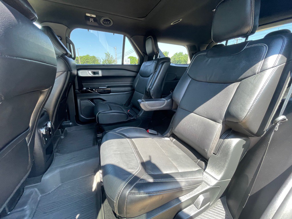 2021 Ford Explorer Image 16