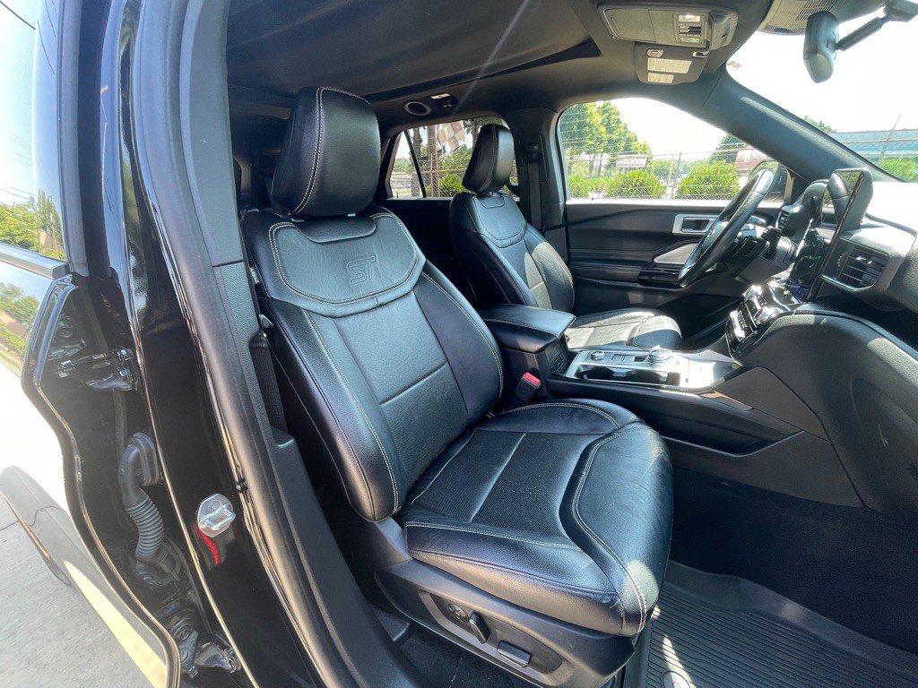 2021 Ford Explorer Image 34