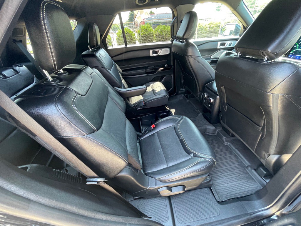 2021 Ford Explorer Image 36