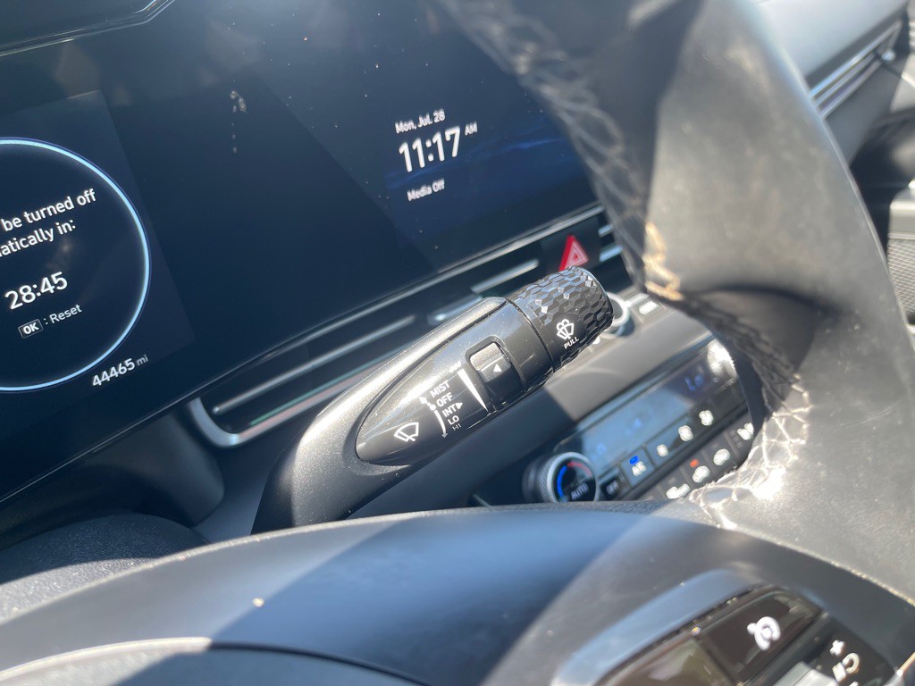 2023 Hyundai Elantra Image 21