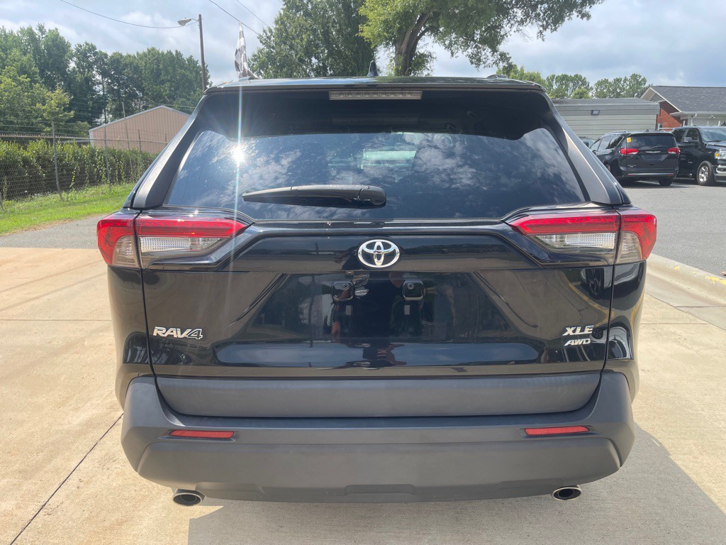 2022 Toyota Rav4 Image 5