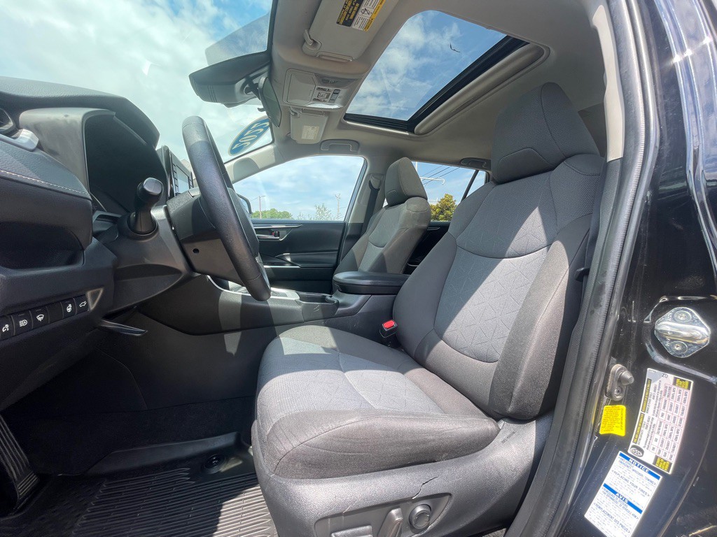 2022 Toyota Rav4 Image 14