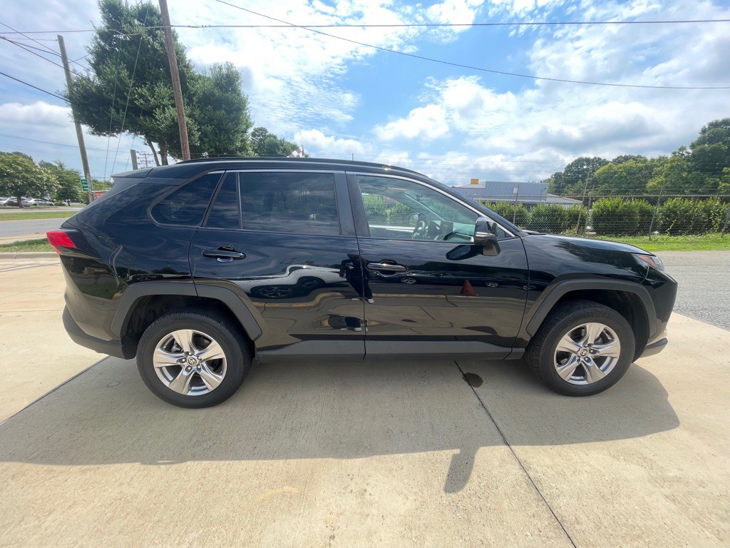 2022 Toyota Rav4 Image 28