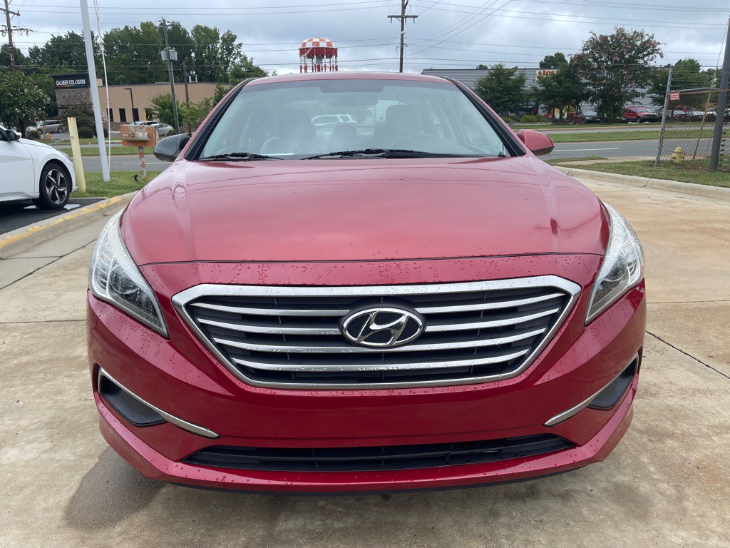 2017 Hyundai Sonata Image 2