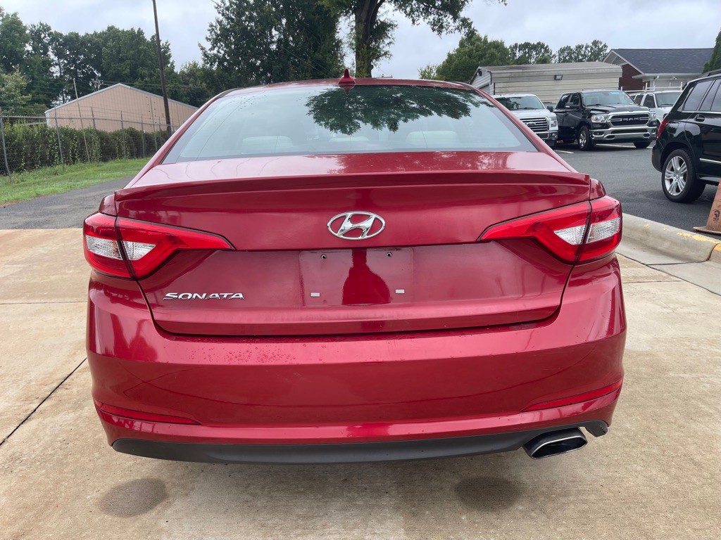 2017 Hyundai Sonata Image 5