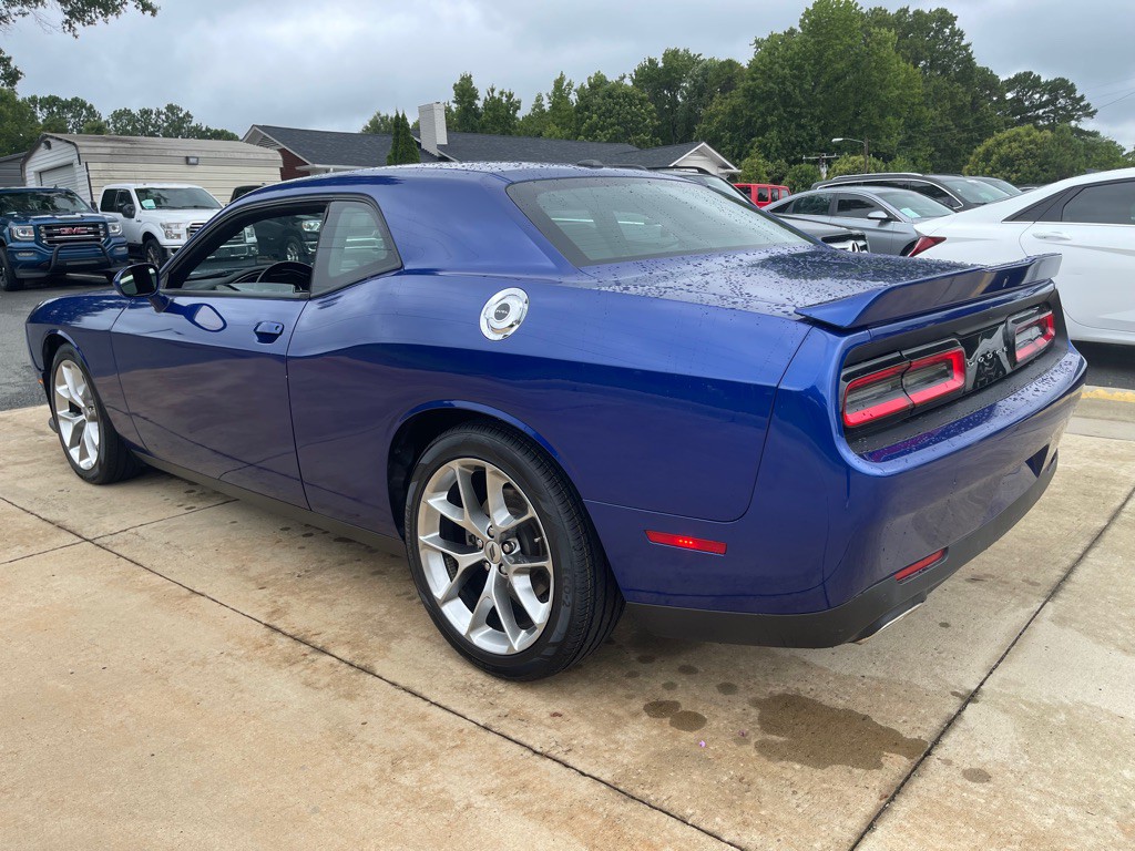 2021 Dodge Challenger Image 5