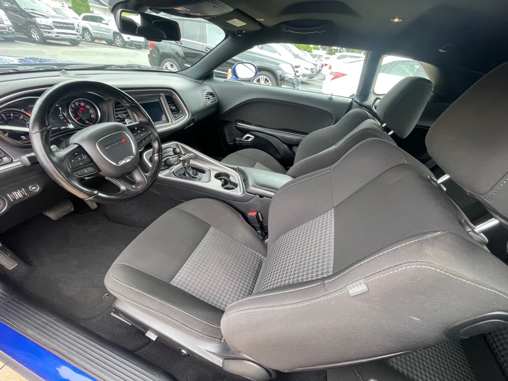 2021 Dodge Challenger Image 11