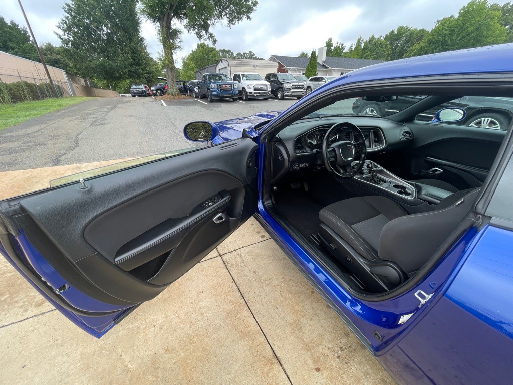2021 Dodge Challenger Image 13