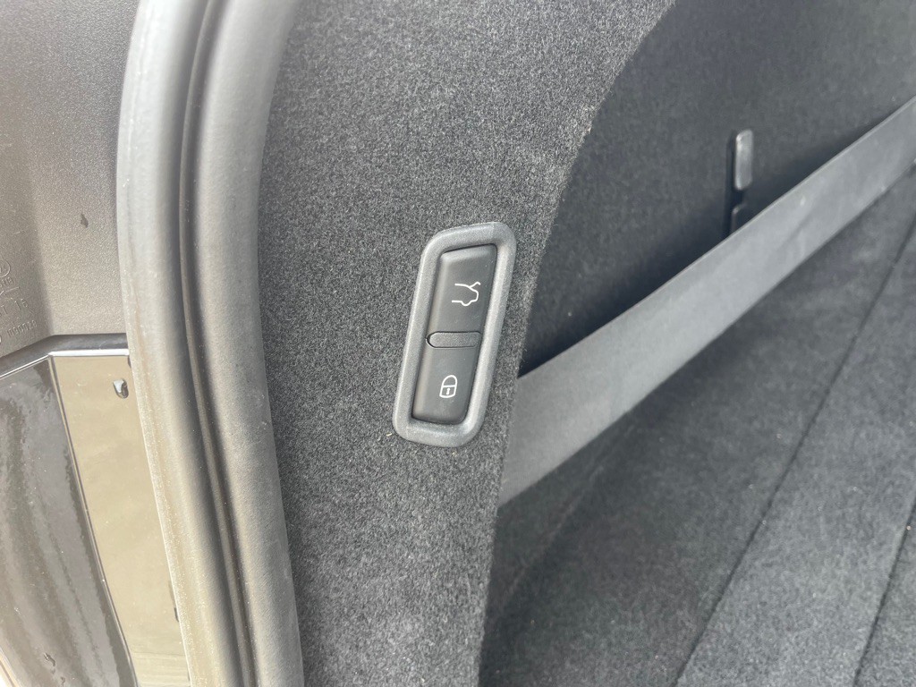 2020 Maserati Levante Image 9