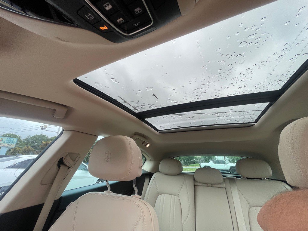 2020 Maserati Levante Image 25