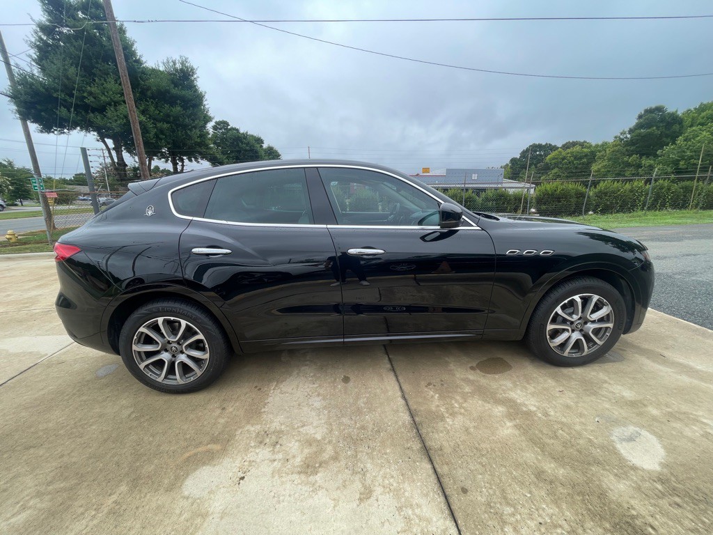 2020 Maserati Levante Image 31