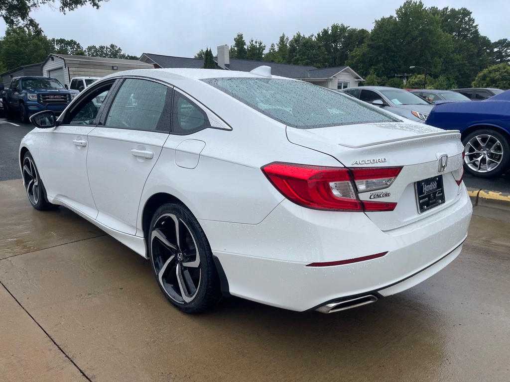 2019 Honda Accord Image 4