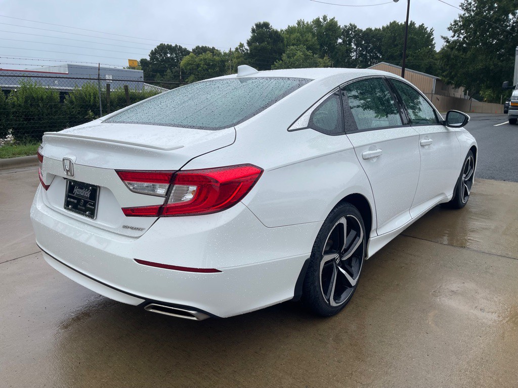 2019 Honda Accord Image 6