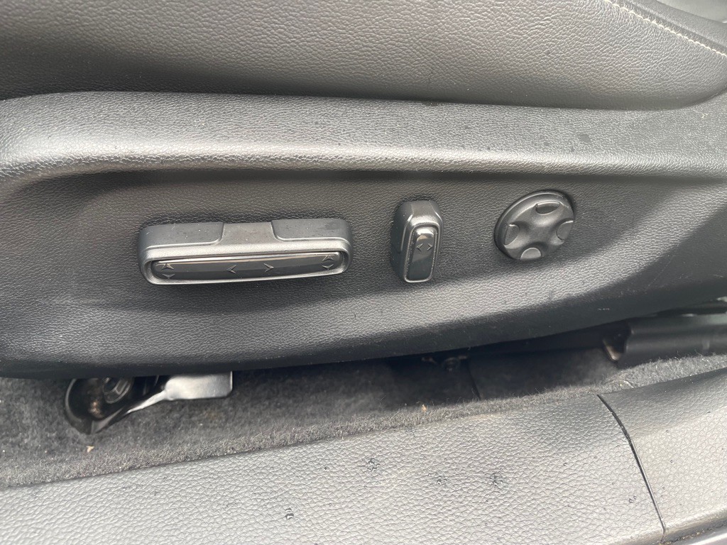 2019 Honda Accord Image 12