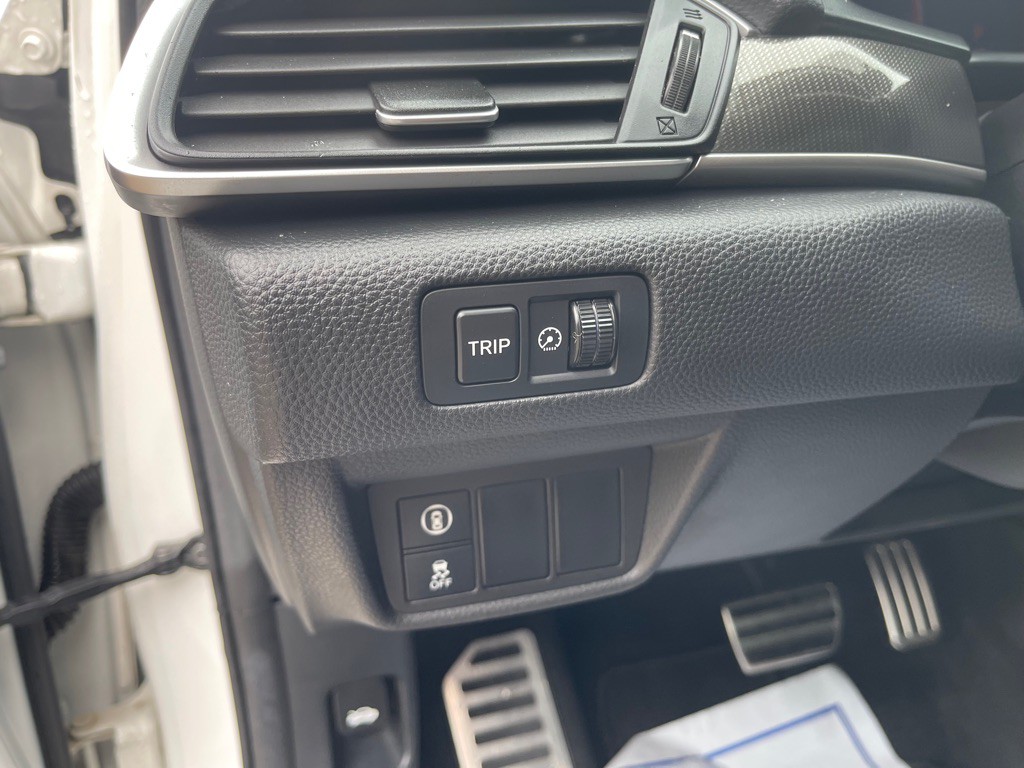 2019 Honda Accord Image 16