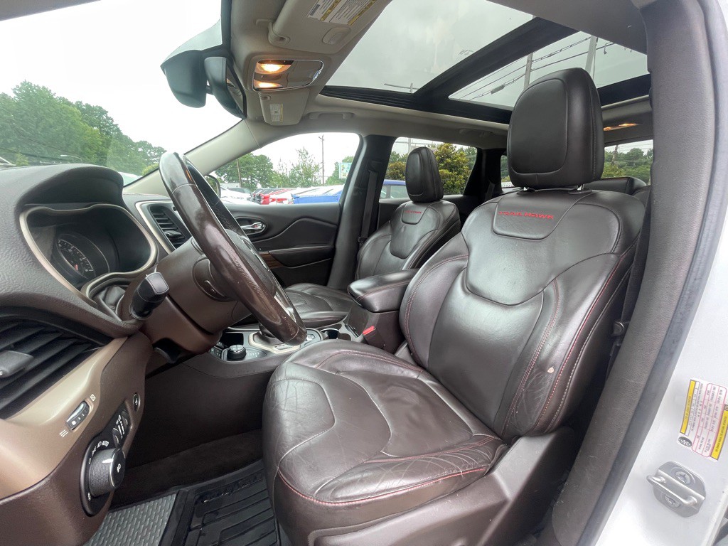2014 Jeep Cherokee Image 16