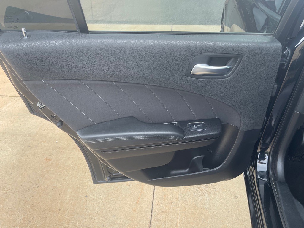 2019 Dodge Charger Image 9