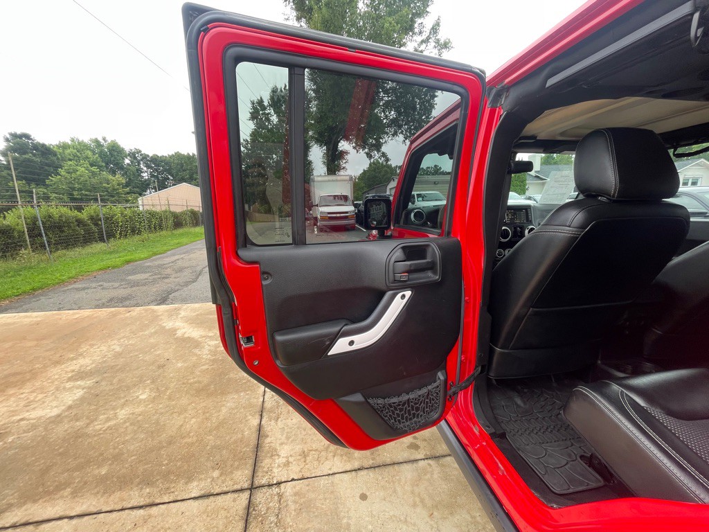 2015 Jeep Wrangler Unlimited Image 11