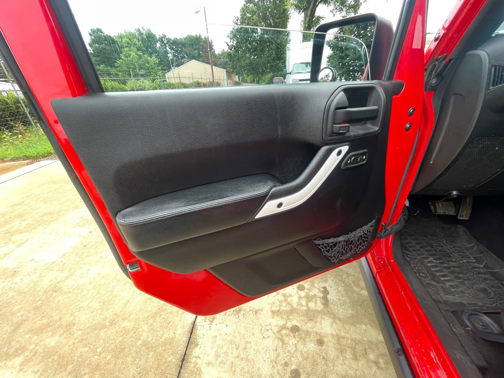 2015 Jeep Wrangler Unlimited Image 13